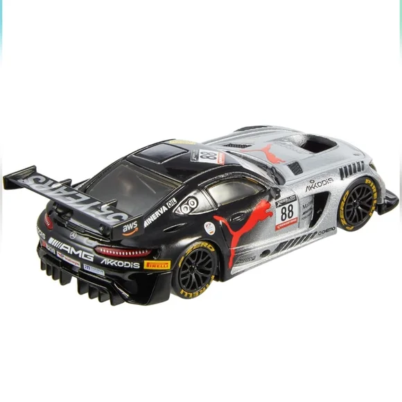 Hot Wheels Real Riders Mercedes-AMG GT3 Die Cast Car 1:43 Scale HMD44 - Picture 6 of 7